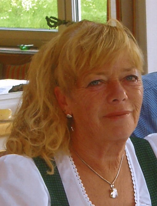 Porträt von Ilse Dirnberger