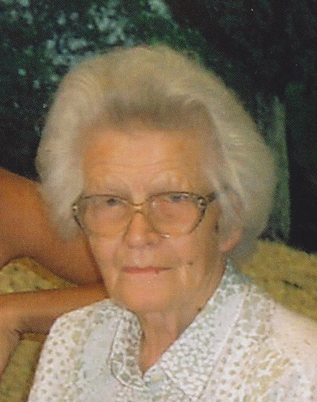 Porträt von Helene Flecker