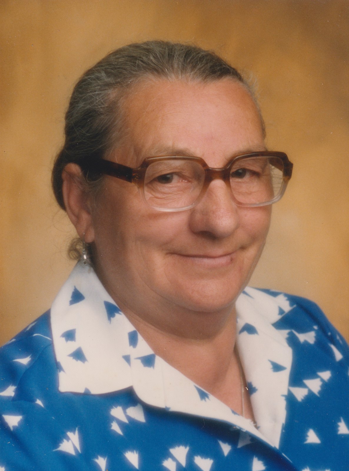 Porträt von Rosa Scheer