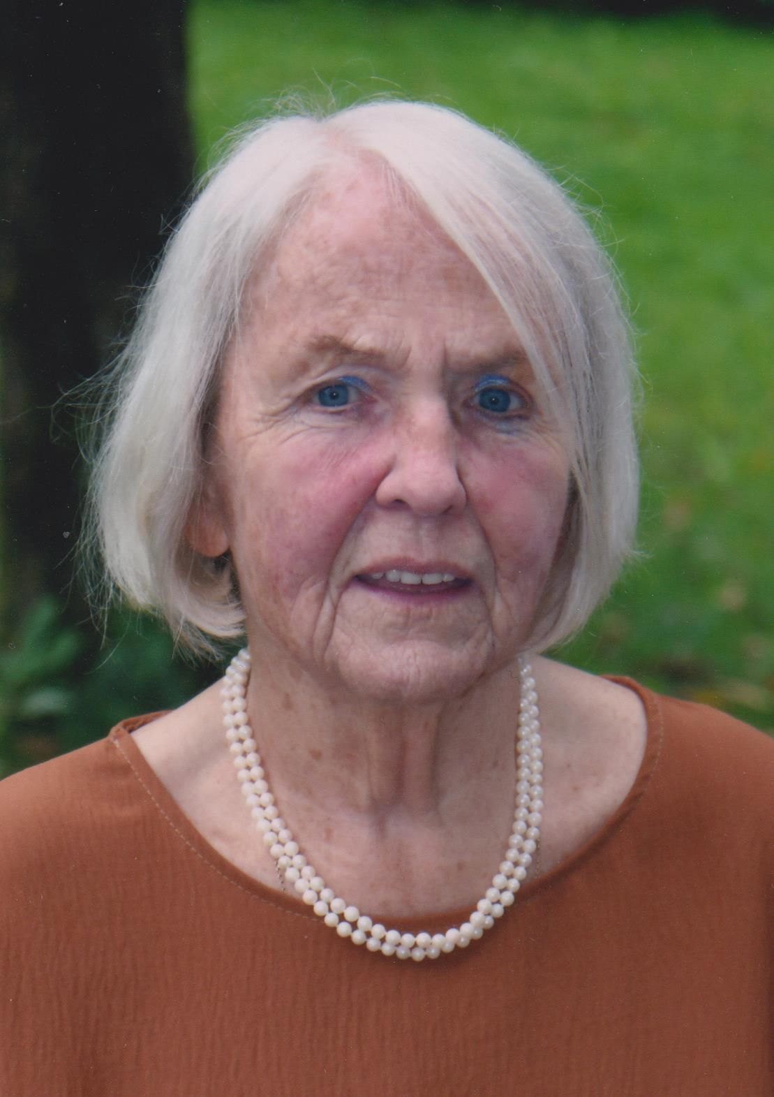 Porträt von Margrit Linhart
