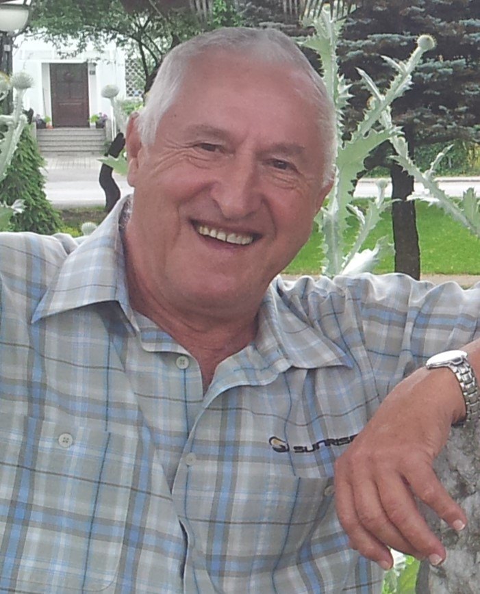 Porträt von Simon Scheer