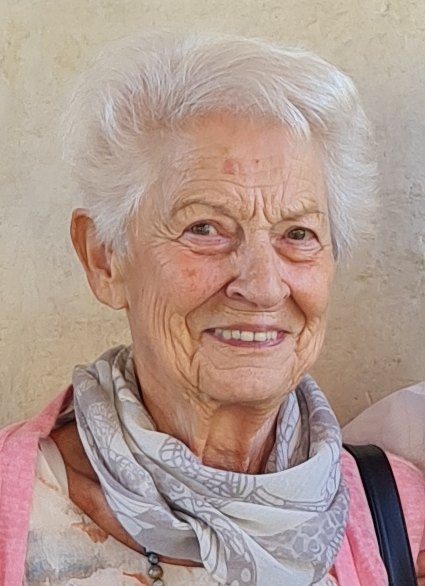 Porträt von Erika Holzer