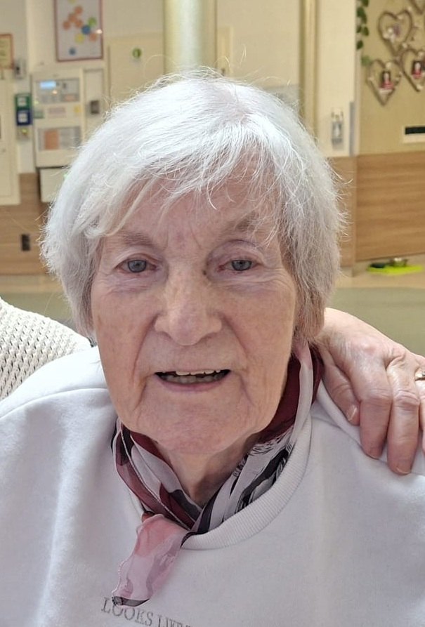 Porträt von Helga Schmidl